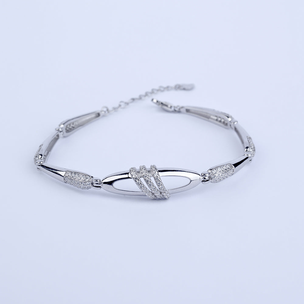 Fancy L Diamond Strap Lucky